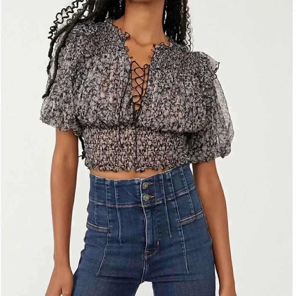 Free People Beatrice Floral Print Cross Tie Neck Smocked Crop Top NWT Size Large